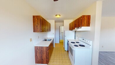 9656 Hillcrest Dr in Grande Prairie, AB - Building Photo - Building Photo