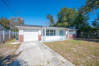 4719 Blossom Dr in Holiday, FL - Building Photo - Building Photo