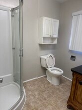 1145 E Wilson Ave, Unit 1 in Glendale, CA - Foto de edificio - Building Photo