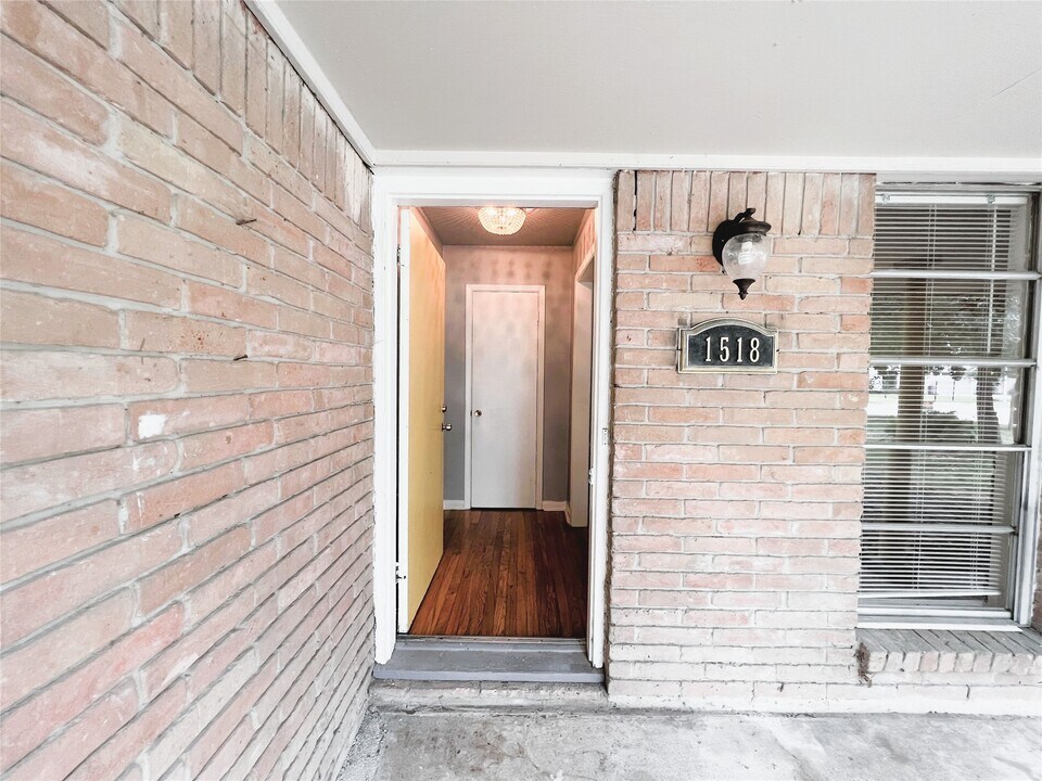 1518 Johanna Dr in Houston, TX - Building Photo