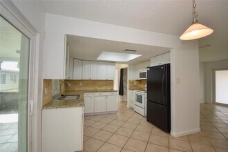 960 NW 49th St in Deerfield Beach, FL - Building Photo - Building Photo