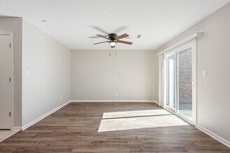2909 La Villas Dr in Knoxville, TN - Building Photo - Building Photo