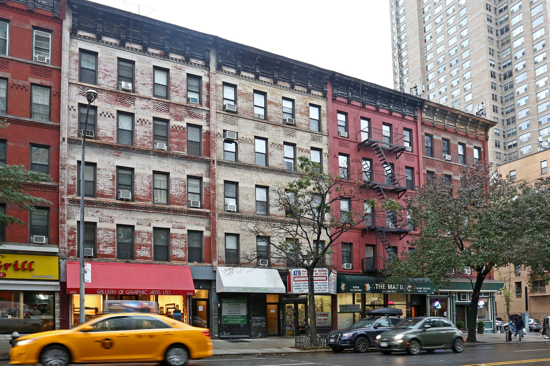 1603 York Ave in New York, NY - Building Photo