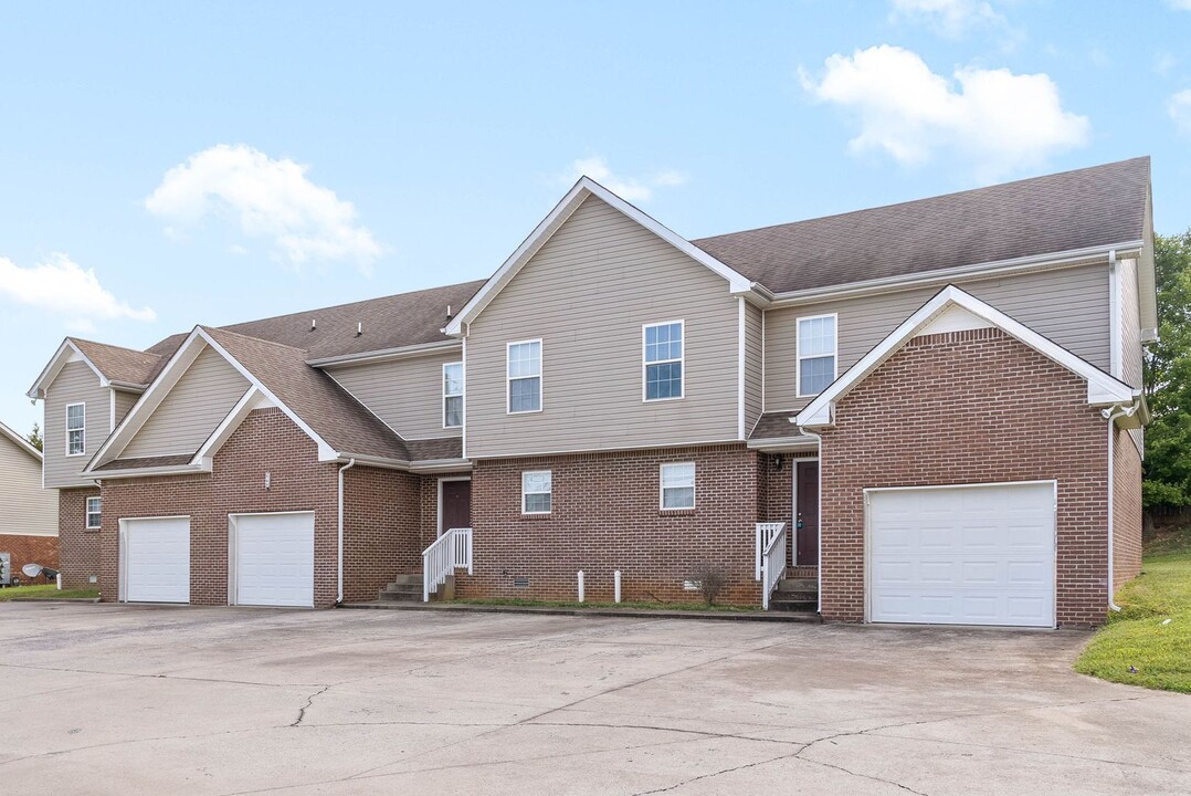 545 Patriot Park Ct-Unit -545 A Patriot Park in Clarksville, TN - Building Photo