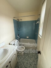 369 Circuit Ln in Newport News, VA - Building Photo - Building Photo