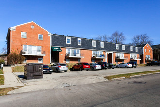 Valerie Woods Apartments in Dayton, OH - Building Photo - Building Photo