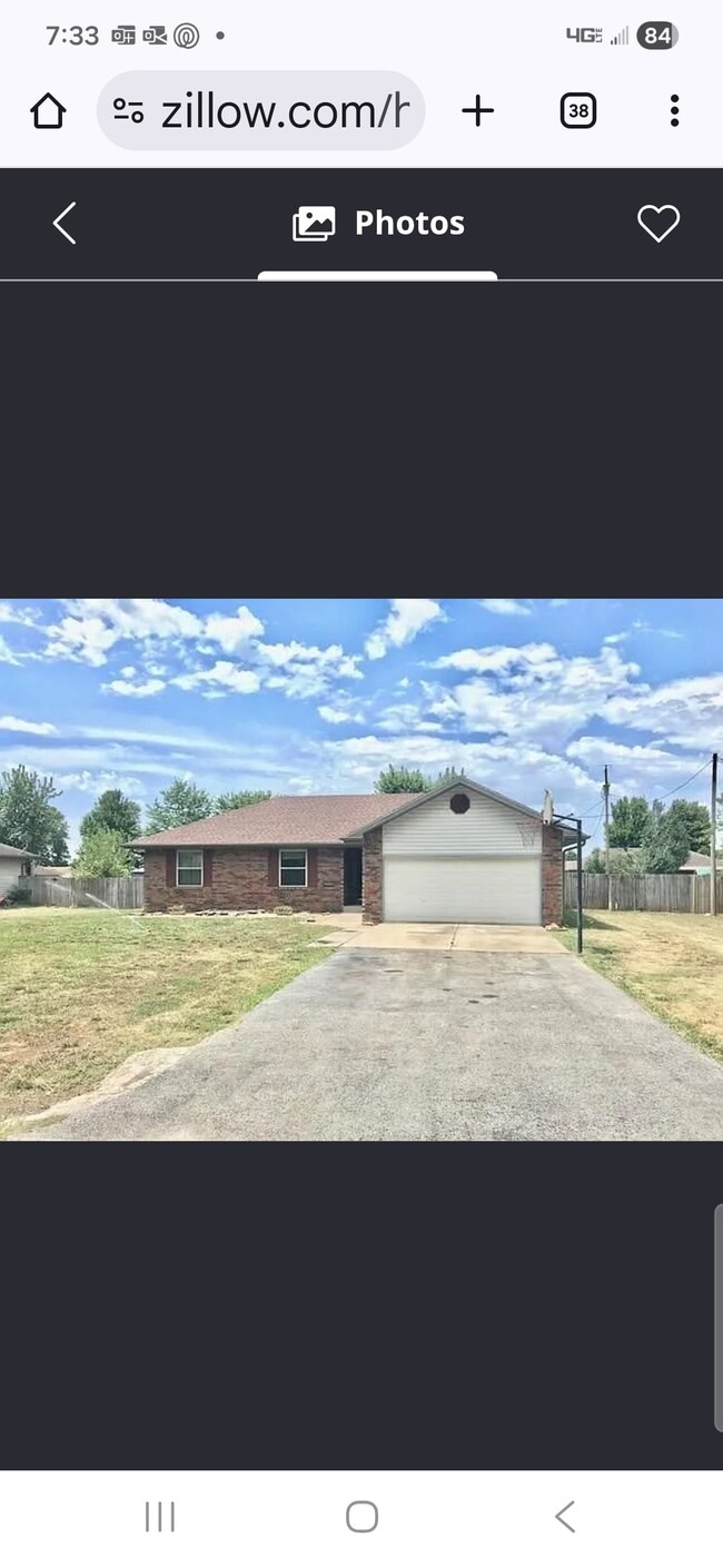 property at 117 Grand Prairie Dr