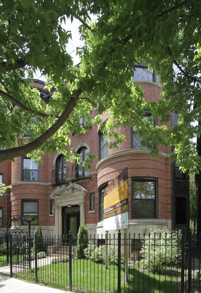 Blackstone Manor in Chicago, IL - Building Photo - Building Photo