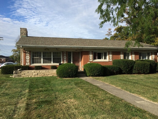 property at 1420 W University Ave