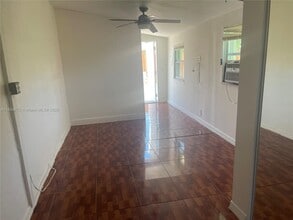 1012 S 12th St in Lantana, FL - Building Photo - Building Photo