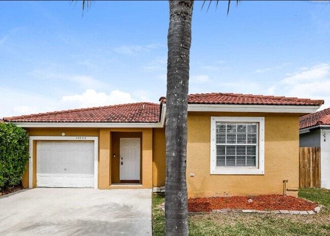 14233 SW 177th Terrace