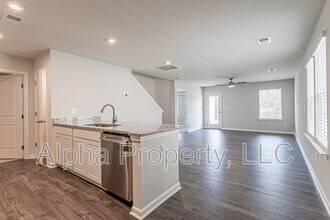 304 Boneset Dr in Mauldin, SC - Building Photo - Building Photo