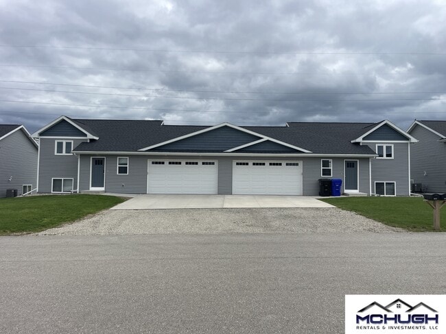 property at 3857 E Rubyred Dr