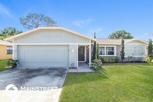 282 E Haven Dr in Melbourne, FL - Building Photo