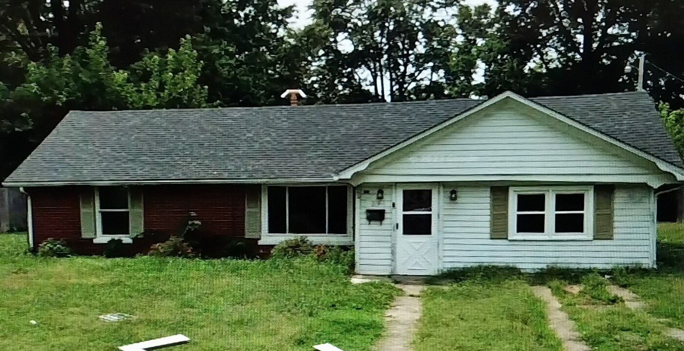 219 Polster Dr in Evansville, IN - Building Photo