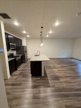 16828 E 119th Ave, Unit C in Commerce City, CO - Foto de edificio - Building Photo