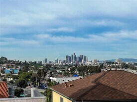 1520 Helen Dr in Los Angeles, CA - Building Photo