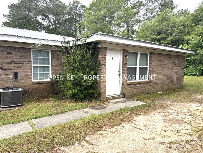 property at 904 S Lena St