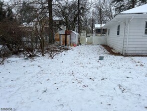 19 Lavina Terrace in Wayne, NJ - Building Photo - Building Photo