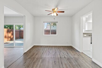 1399 Bryan Ave in Tustin, CA - Building Photo - Building Photo