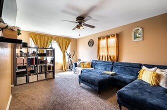 3744 S 90th St, Unit 3744 in Milwaukee, WI - Foto de edificio - Building Photo