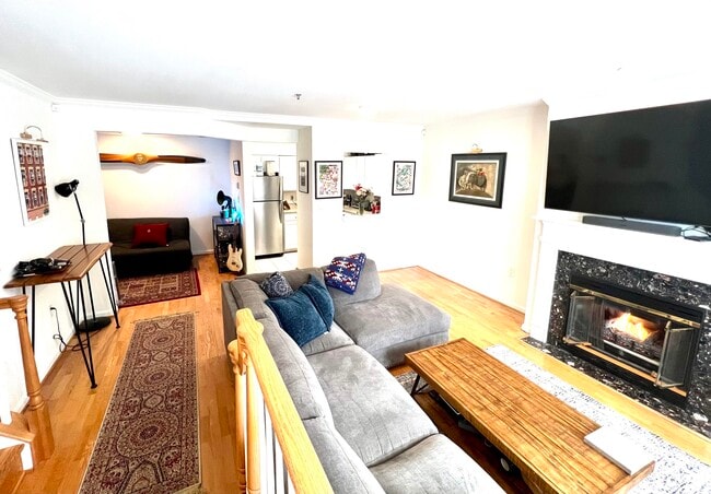 property at 2411 20th St NW