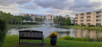 8270 Pathfinder Loop in Ft. Myers, FL - Building Photo