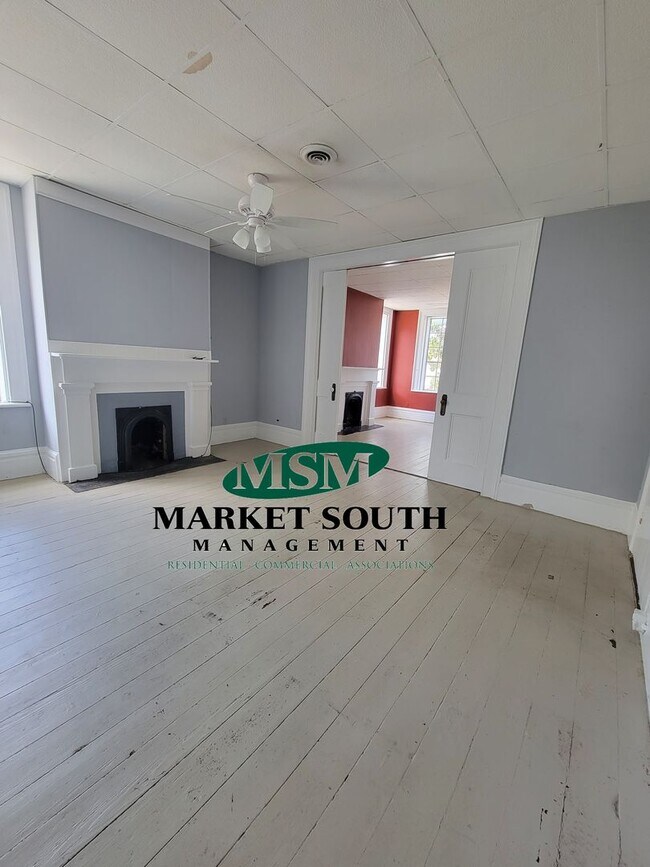 property at 301 E Liberty