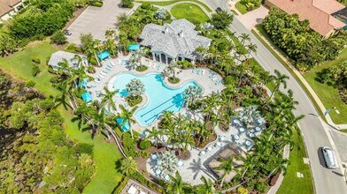 26858 Weiskopf Dr in Englewood, FL - Building Photo - Building Photo