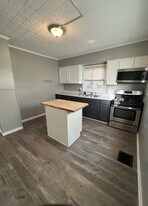 126 Barton St in Rochester, NY - Building Photo