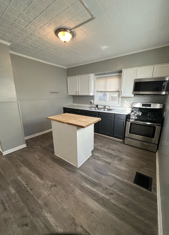 property at 126 Barton St