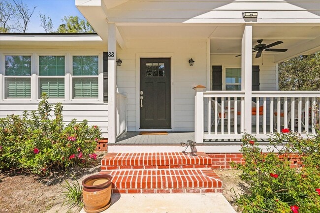 property at 88 Magnolia St