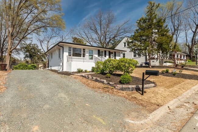 405 Moline St in Durham, NC - Building Photo - Building Photo