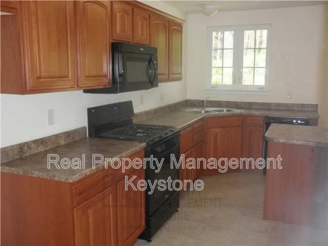 261 Corey Dr in Gibsonia, PA - Building Photo - Building Photo