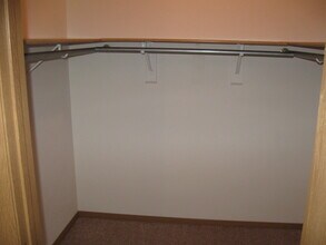 7025 Freedom Ct, Unit D in Summerset, SD - Building Photo - Building Photo