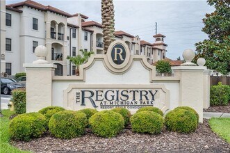5550 E Michigan St in Orlando, FL - Building Photo - Building Photo