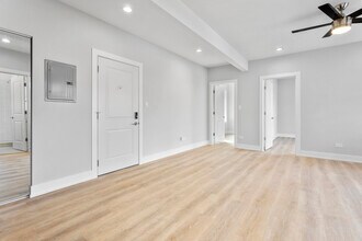 7510 N Eastlake Terrace in Chicago, IL - Building Photo - Building Photo