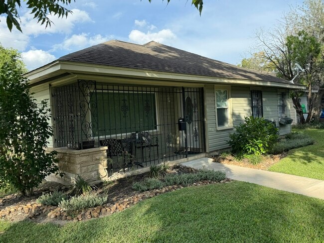4103 Antoinette St in Houston, TX - Building Photo - Building Photo