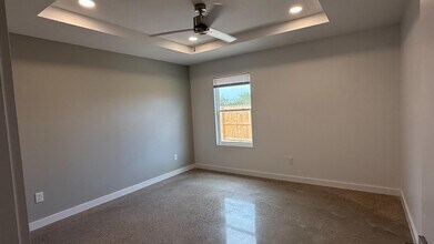 601 Sapphire Ave in Weslaco, TX - Building Photo - Building Photo