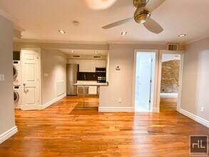 West 21st Street in New York, NY - Building Photo - Building Photo