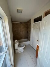 2177 Sohn St in Cincinnati, OH - Foto de edificio - Building Photo