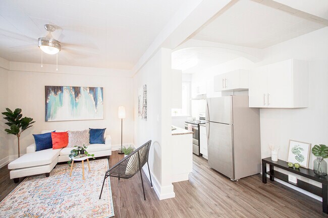 129 Lenore St in Winnipeg, MB - Building Photo - Building Photo
