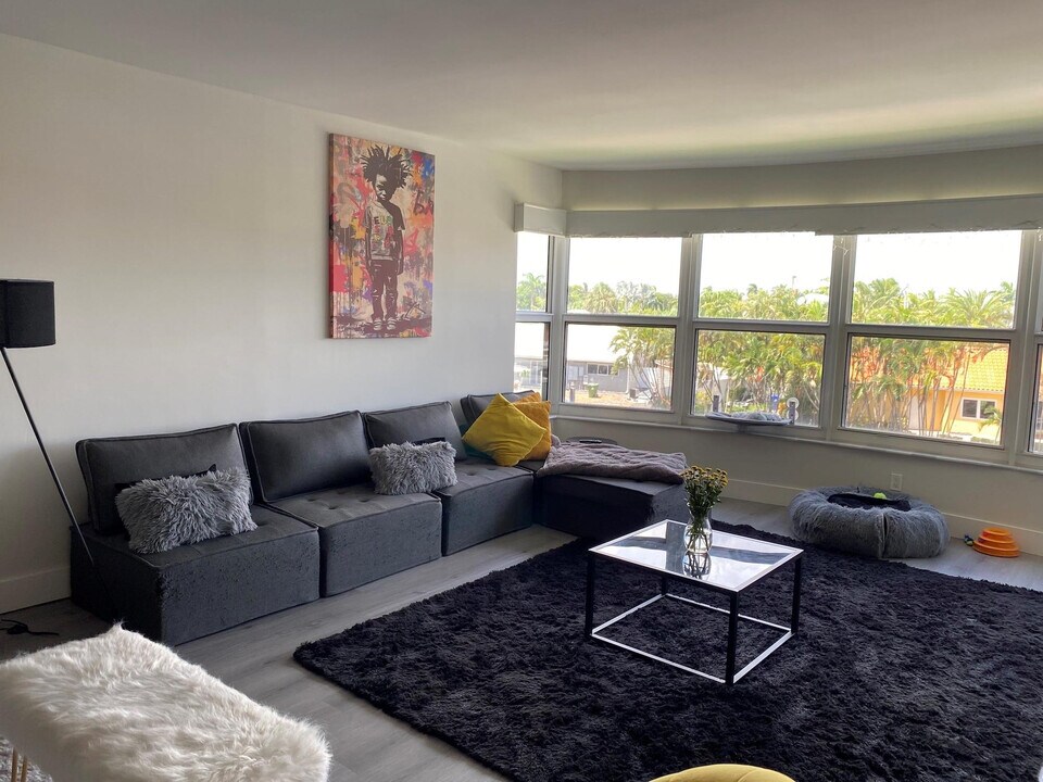 3031 NE 51st St in Fort Lauderdale, FL - Building Photo