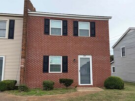 226 Hickory Trail in Brownsville, TN - Building Photo