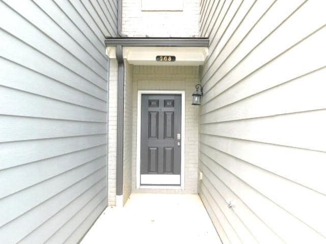 268 Stone Park Dr in Woodstock, GA - Building Photo - Building Photo