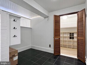 2230 Spruce St in Philadelphia, PA - Building Photo - Building Photo