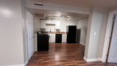 1403 Raleigh St, Unit Basement Apartment in Denver, CO - Foto de edificio - Building Photo