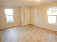 4218 Buck St photo'