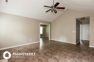 8625 Flowers Ct in Charlotte, NC - Foto de edificio - Building Photo