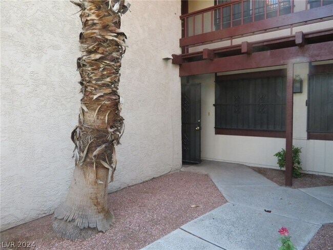 3152 S Eastern Ave-Unit -27 in Las Vegas, NV - Building Photo - Building Photo
